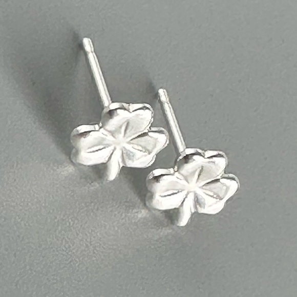 Sterling Silver Four Leaf Clover Stud Earrings - Picture 6 of 12